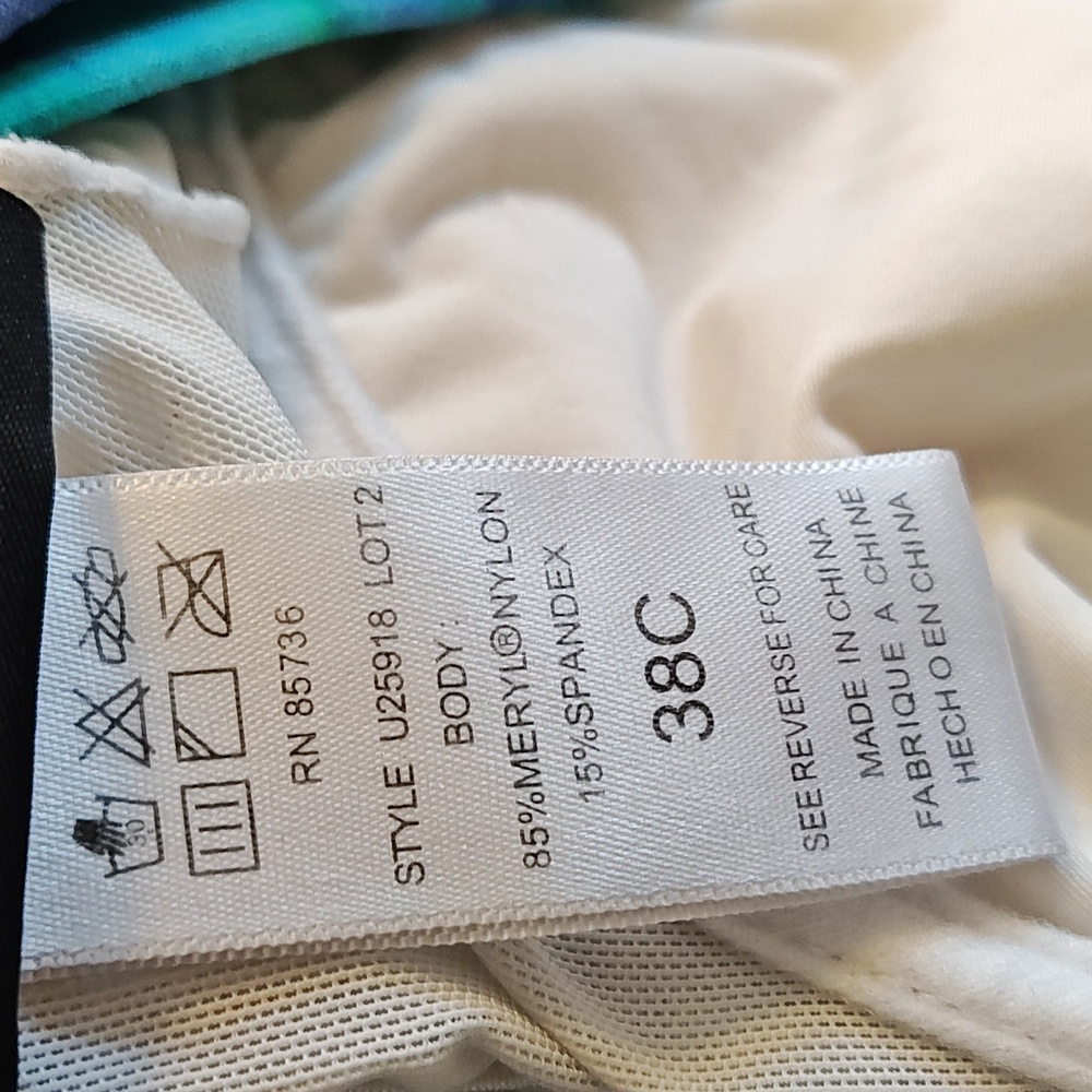 Coco Reef Tankini Top- With Flaw - Picture 5 of 7